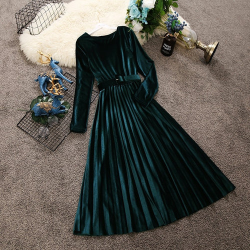 2018 autumn and winter new women round neck long sleeve waist velvet dress female O-neck vintage elegant pleated dresses